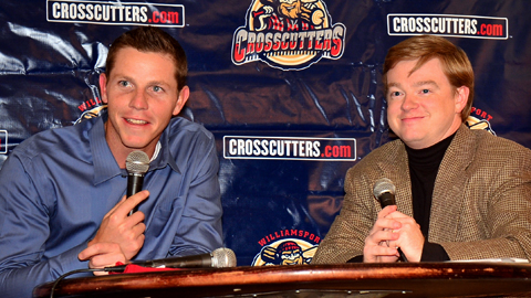Phillies pitcher Justin DeFratus (left) was one of the featured guests at the Cutters Hot Stove event. 